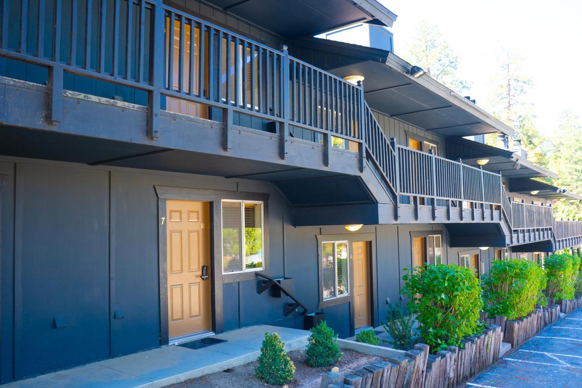 Sessions Retreat & Hotel Big Bear Lake Bagian luar foto